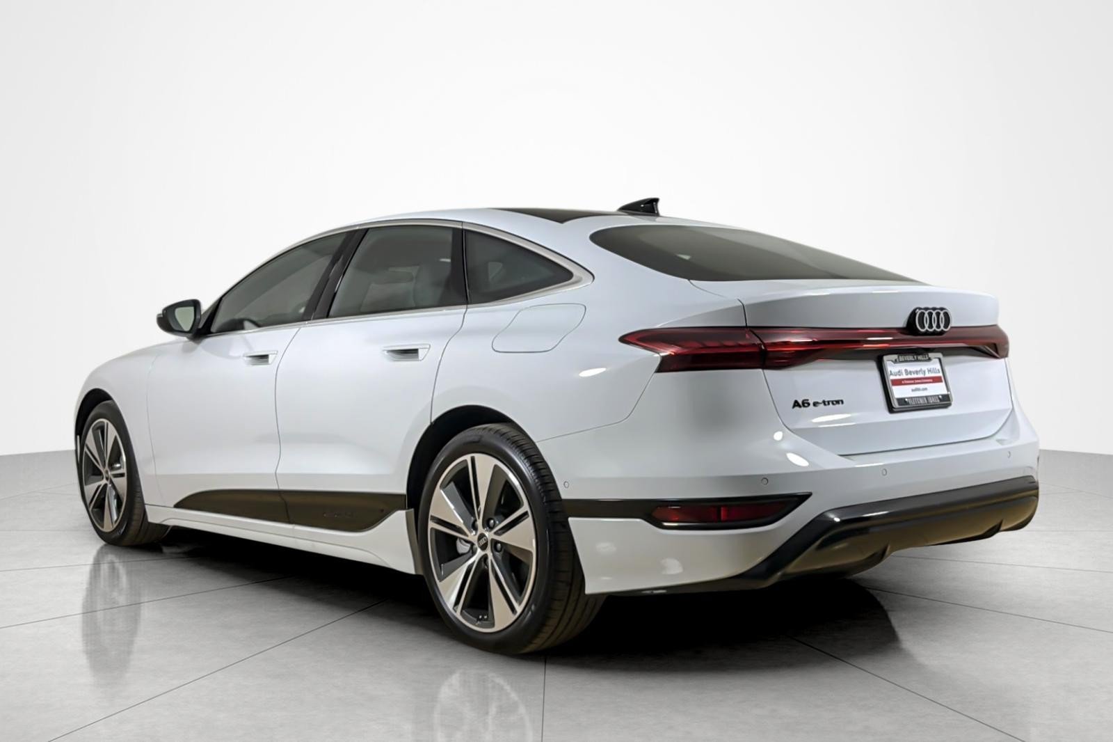New 2027 Audi A6 e-tron Premium RWD image 4