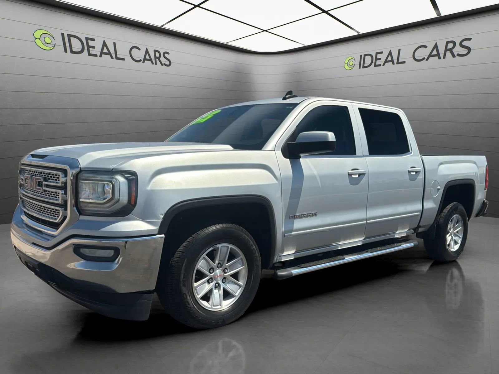 Used 2017 GMC Sierra 1500 SLE w/ SLE Value Package RWD image 1