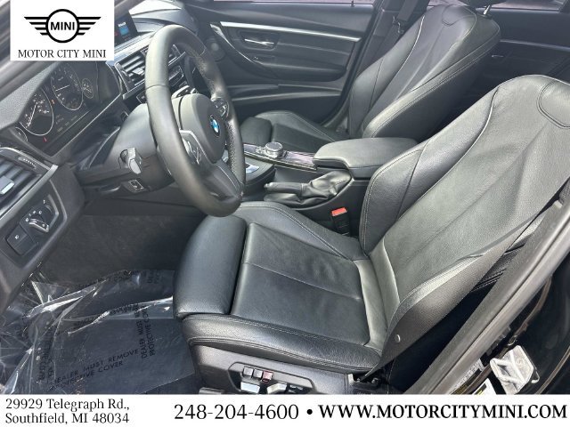 Used 2018 BMW 340i xDrive Sedan w/ Premium Package AWD/4WD image 22