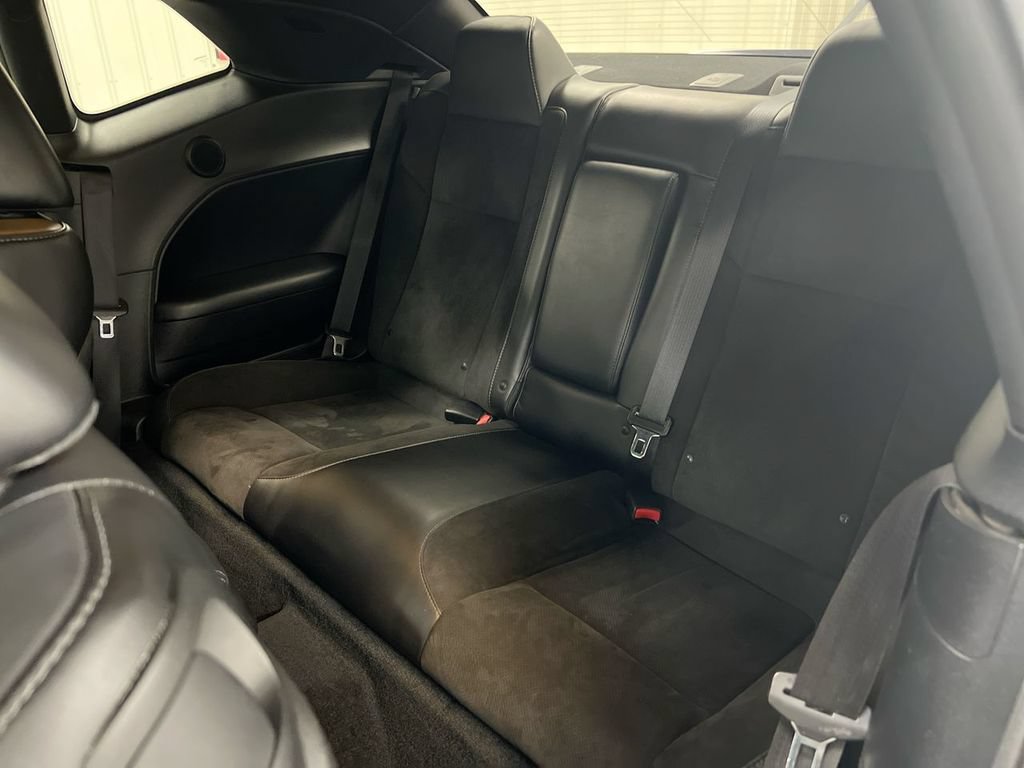 Used 2015 Dodge Challenger R/T Plus RWD image 23