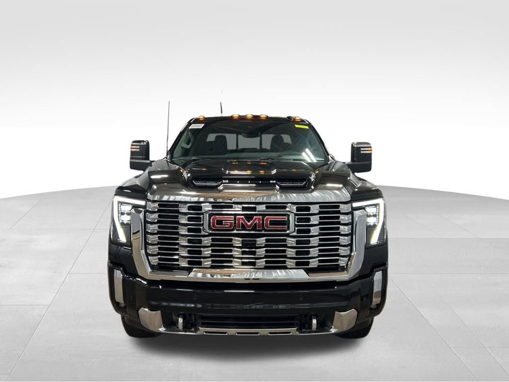 New 2026 GMC Sierra 2500 Denali w/ Denali Reserve Package image 9