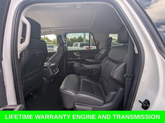 Used 2025 Ford Expedition Max Platinum AWD/4WD image 15
