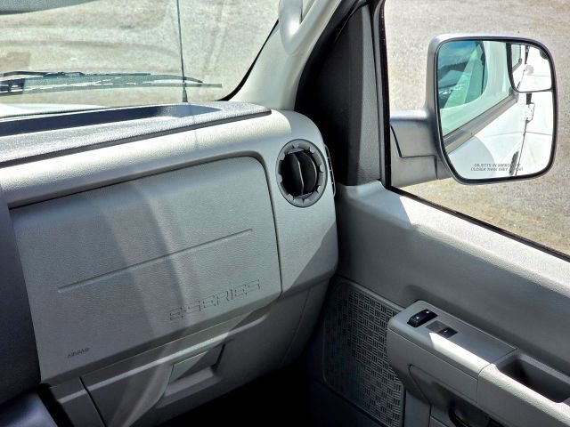 Used 2011 Ford E-350 and Econoline 350 XLT image 21