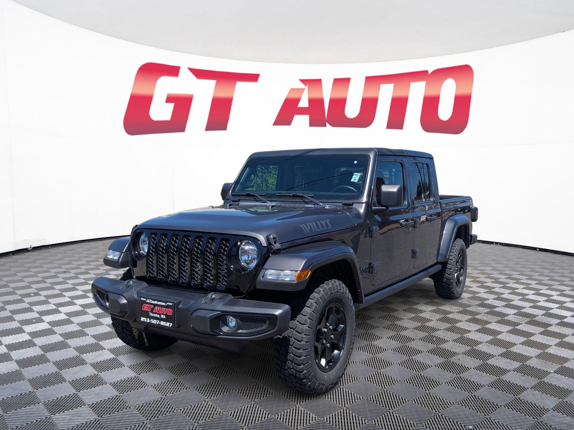 Used 2021 Jeep Gladiator Sport AWD/4WD image 2