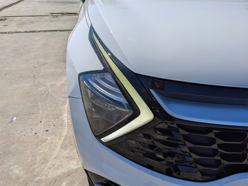 Certified 2023 Kia Sportage EX image 11