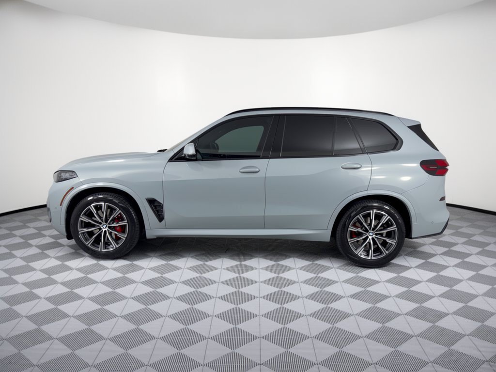 Certified 2024 BMW X5 xDrive40i AWD/4WD image 2