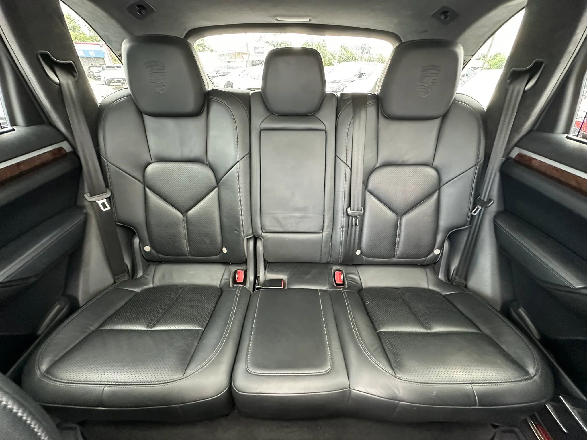 Used 2014 Porsche Cayenne Turbo S AWD/4WD image 16