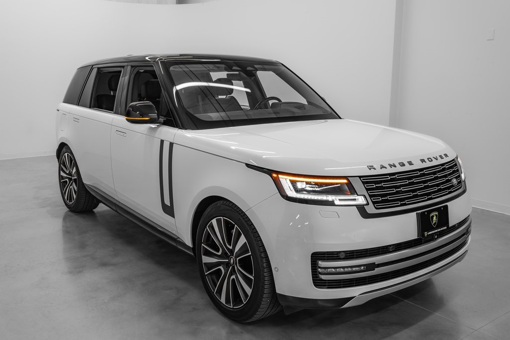 Used 2023 Land Rover Range Rover Long Wheelbase SE image 6