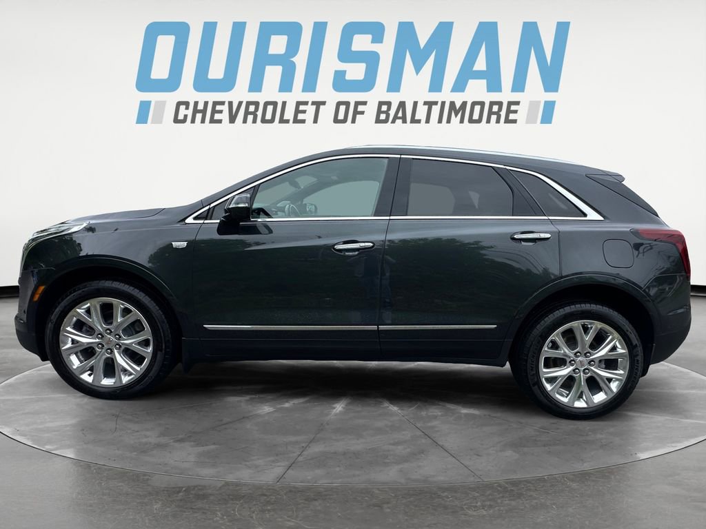 Used 2022 Cadillac XT5 Premium Luxury w/ Technology Package AWD/4WD image 3