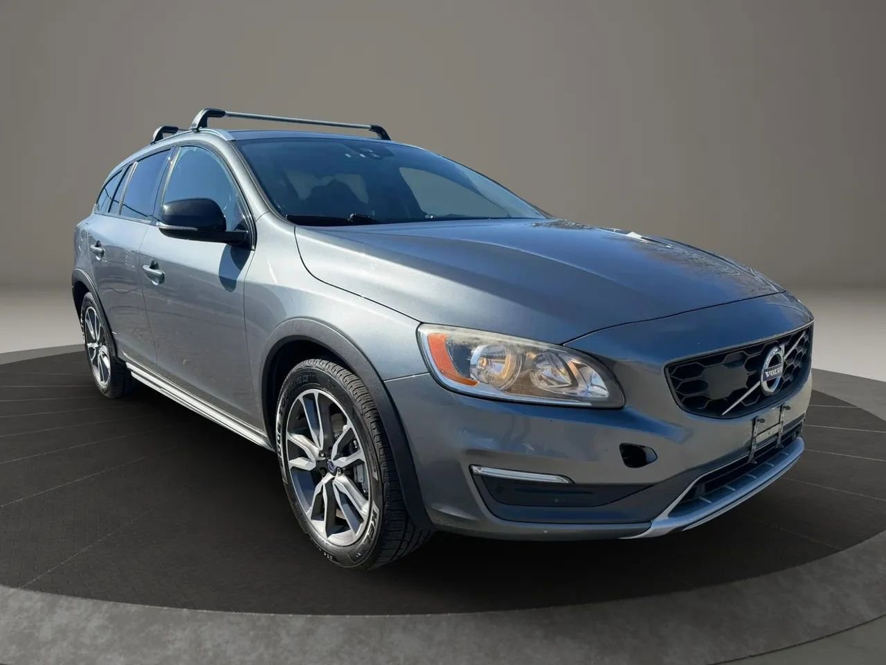 Used 2016 Volvo V60 T5 Cross Country w/ Protection Package image 3