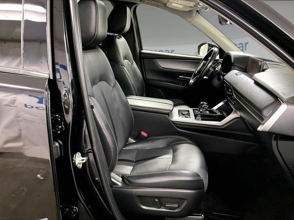 Used 2024 MAZDA CX-90 3.3 Turbo w/ Preferred Plus AWD/4WD image 11