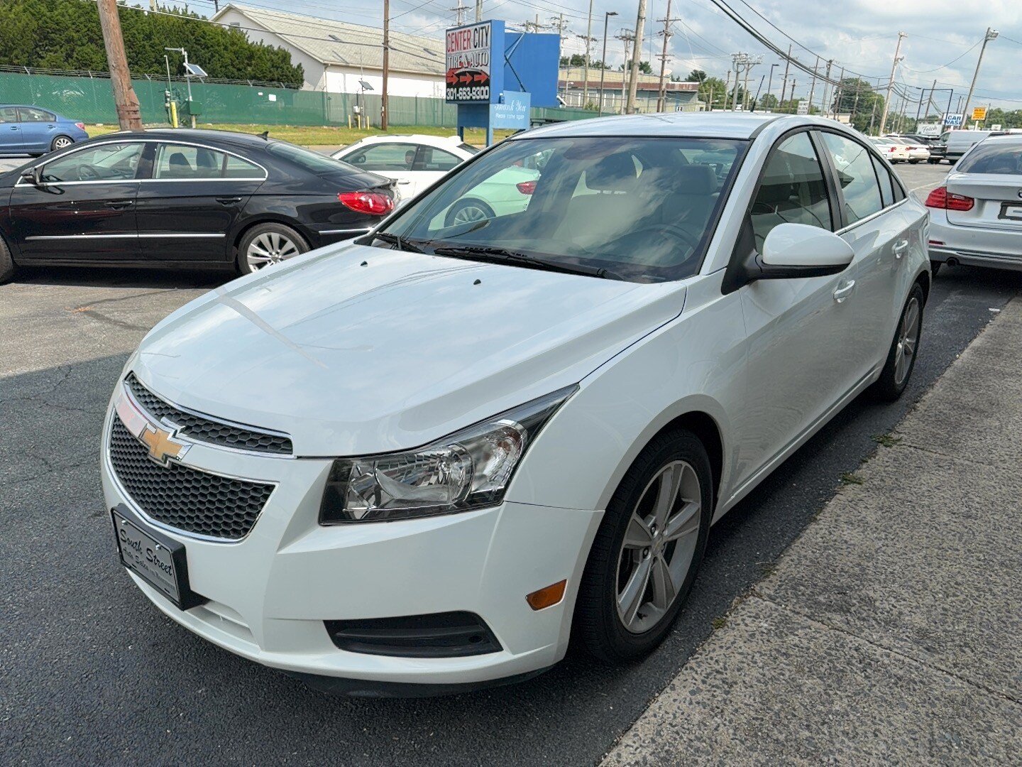 Used 2013 Chevrolet Cruze LT FWD image 5