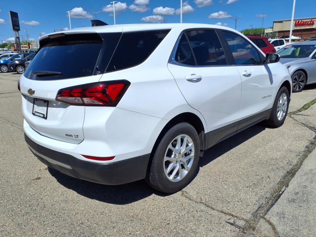 Used 2022 Chevrolet Equinox LT image 3