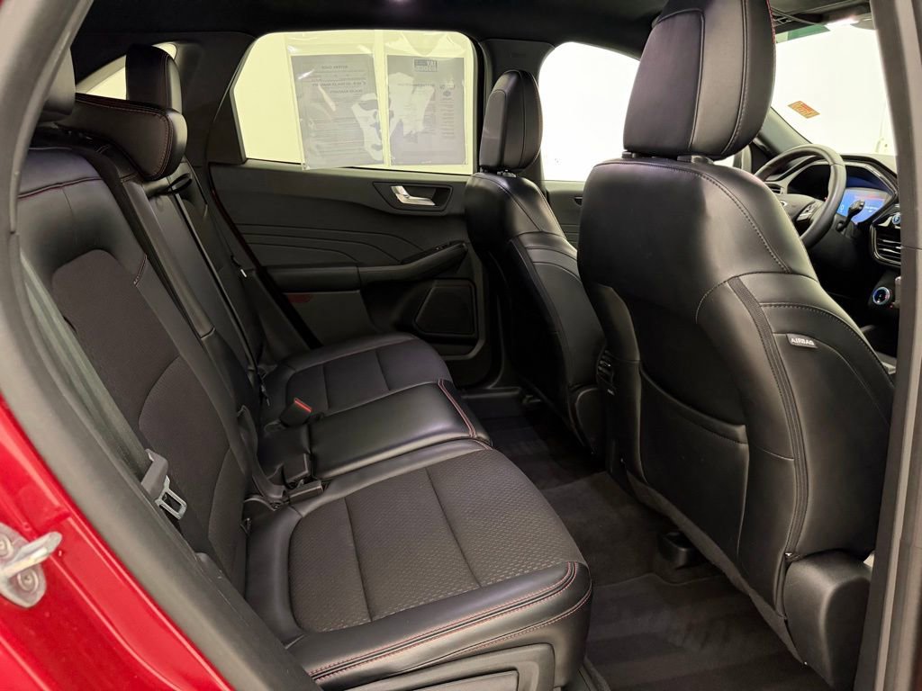 Used 2024 Ford Escape ST-Line image 44