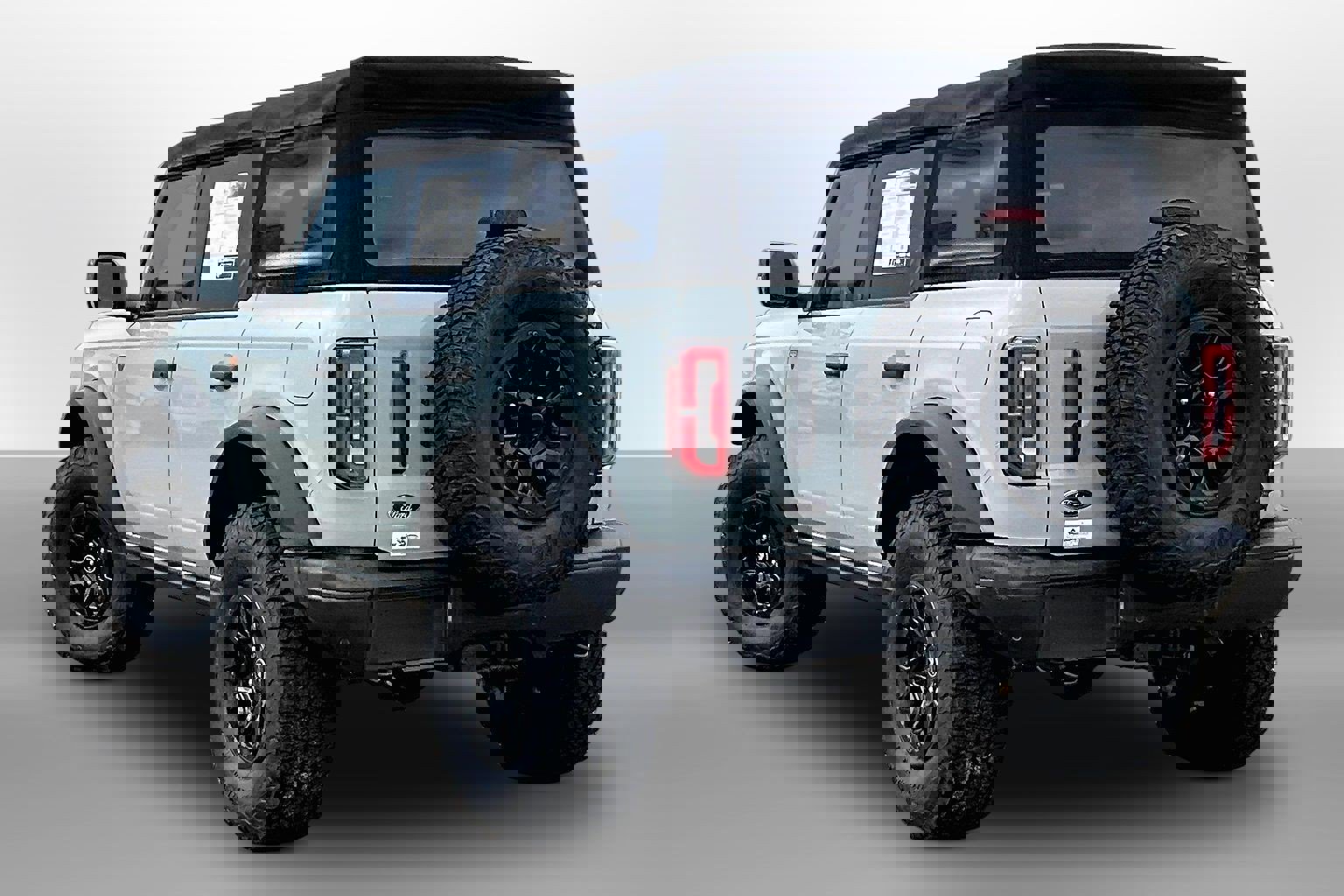 Used 2021 Ford Bronco Badlands image 10