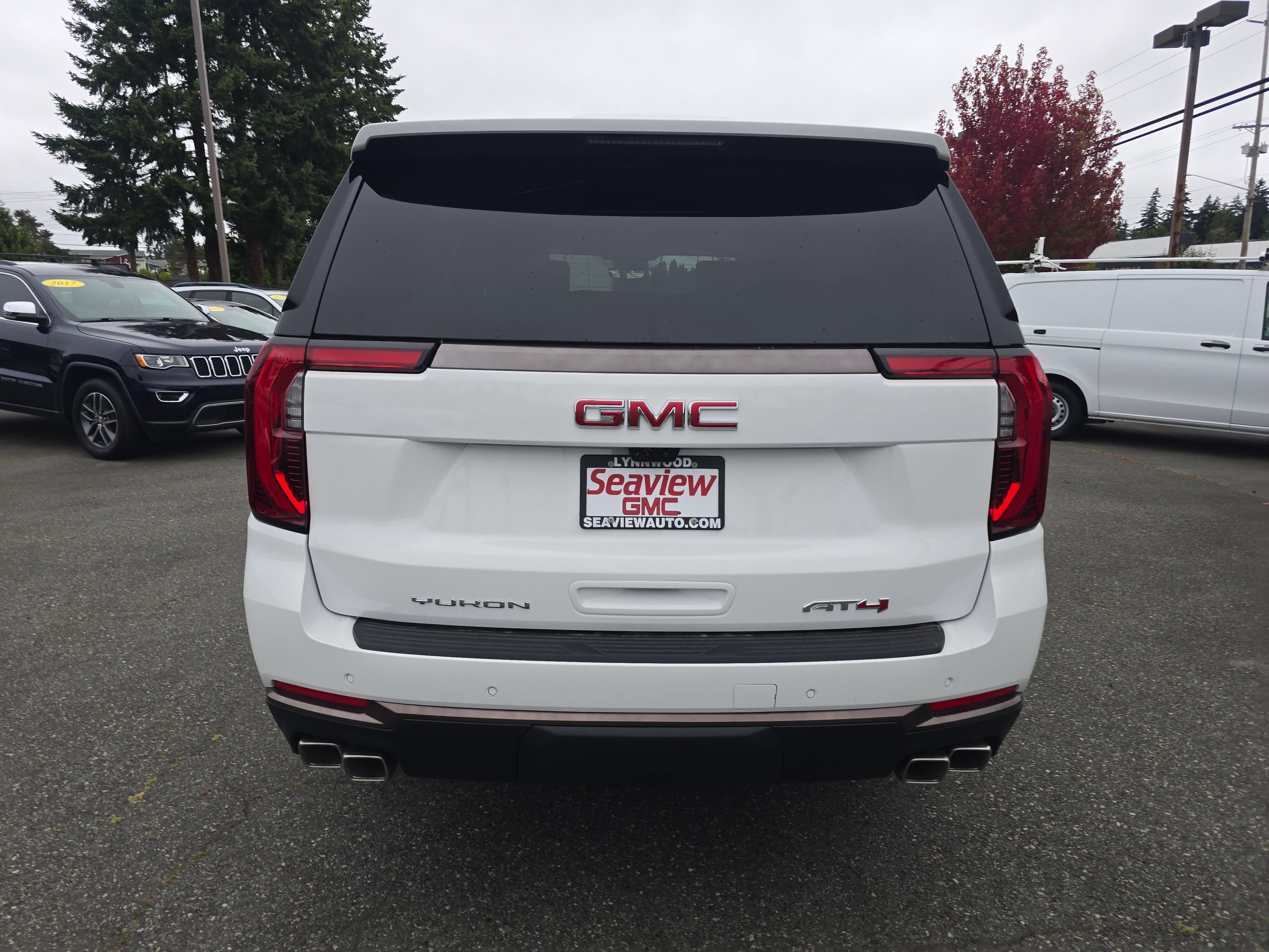 New 2026 GMC Yukon AT4 Ultimate w/ LPO, Floor Liner Package AWD/4WD image 6