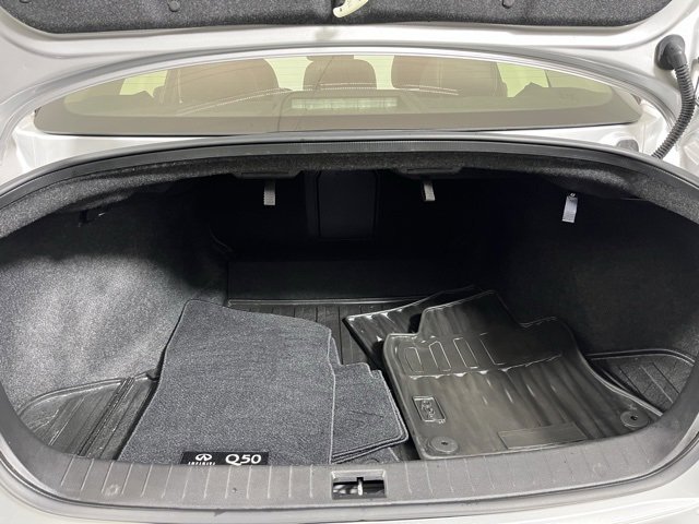 Used 2020 INFINITI Q50 Luxe w/ Essential Package (3.0T Luxe) image 21