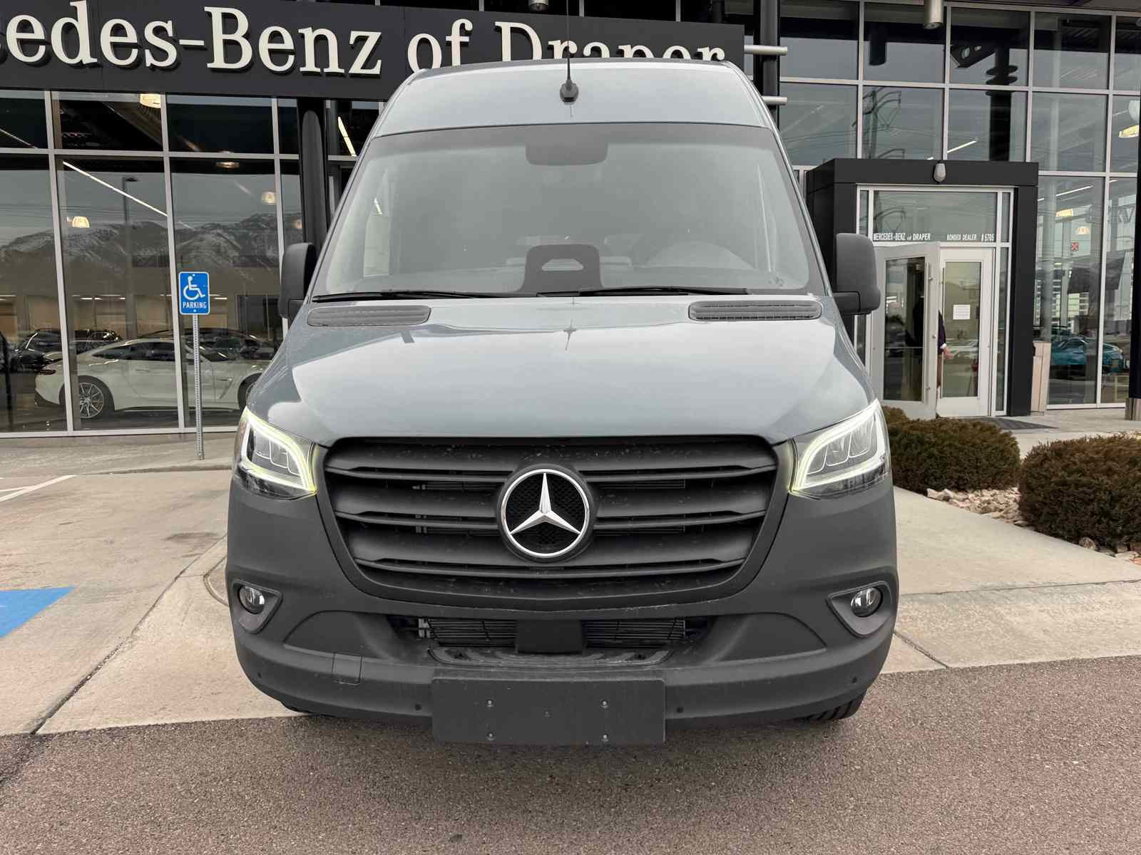 New 2025 Mercedes-Benz Sprinter 2500 image 12