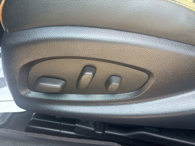 Used 2014 Chevrolet Impala LT w/ Premium Seating Package image 15
