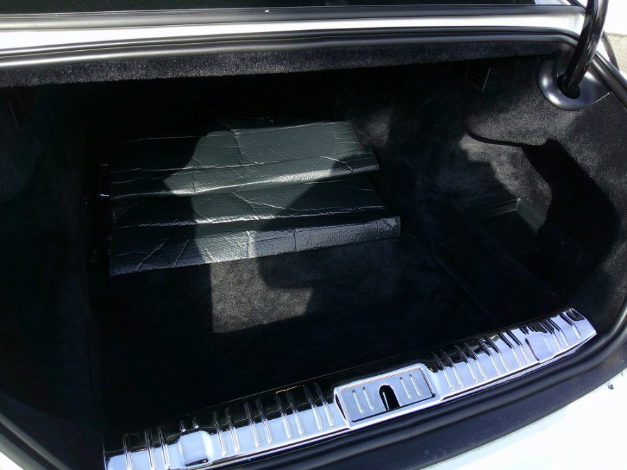 Used 2014 Rolls-Royce Wraith image 78