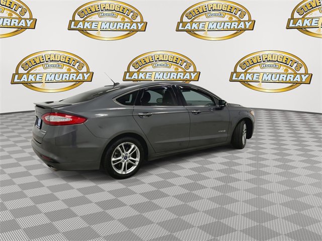 Used 2015 Ford Fusion Titanium image 3