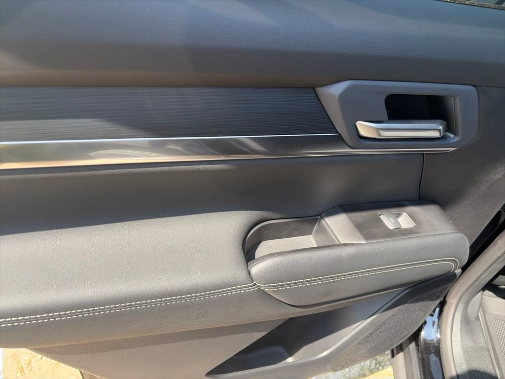 New 2027 GMC Terrain Elevation w/ LPO, Floor Liner Package AWD/4WD image 12