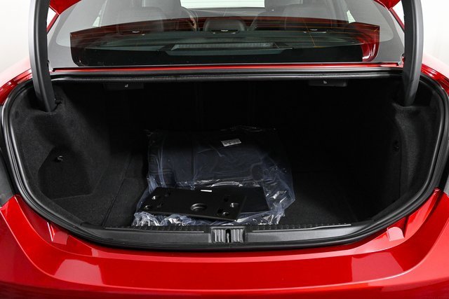 New 2025 Alfa Romeo Giulia w/ Driving Assist Package image 32