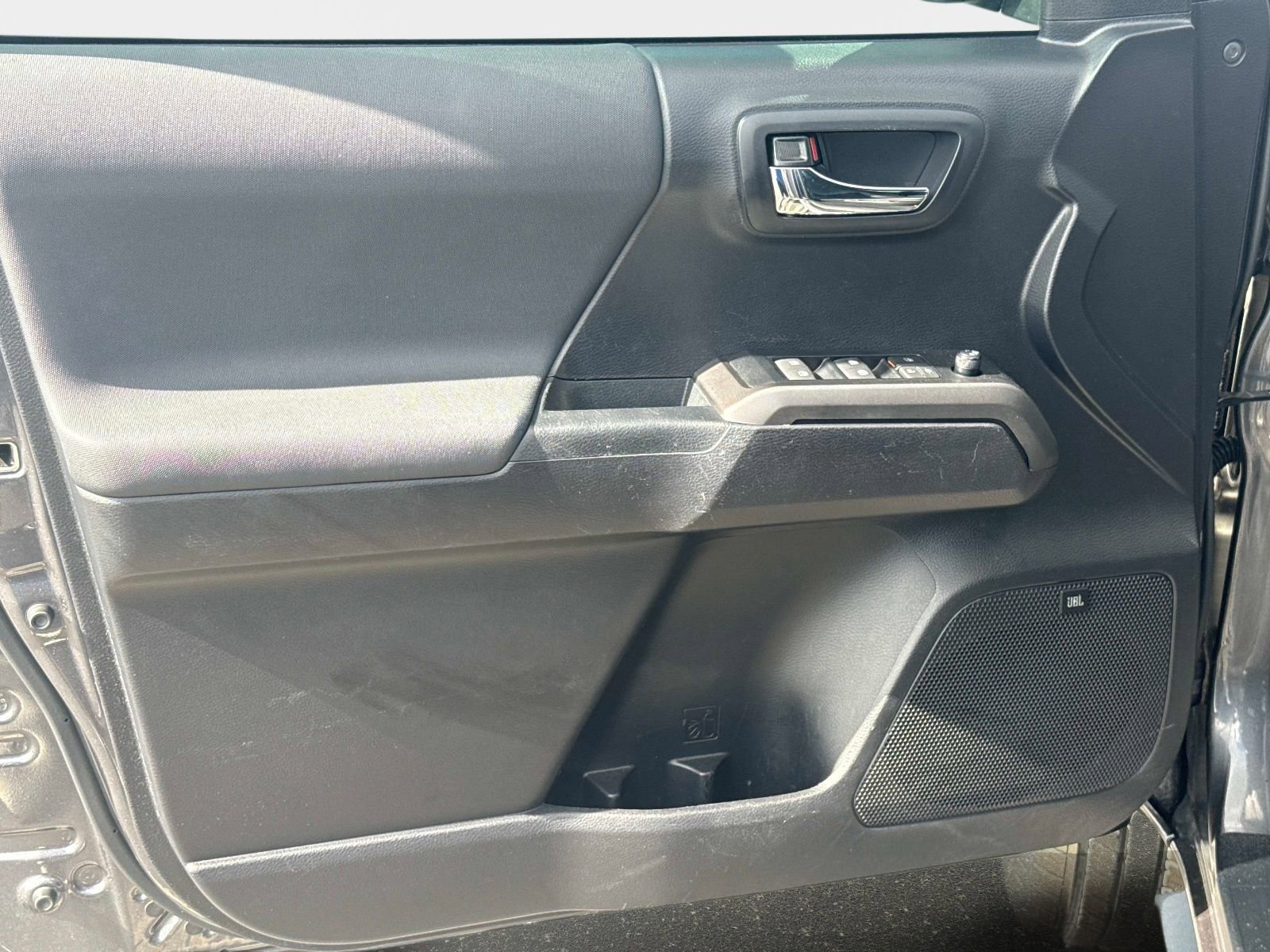 Used 2020 Toyota Tacoma TRD Pro image 17