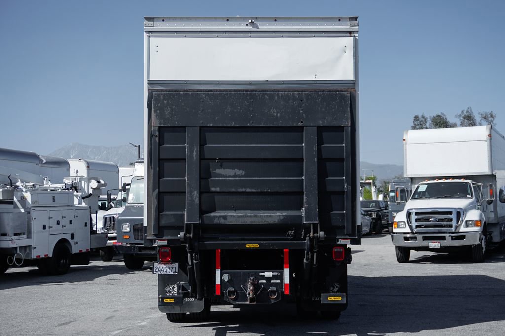 Used 2016 Ford F650 2WD Regular Cab Super Duty image 7