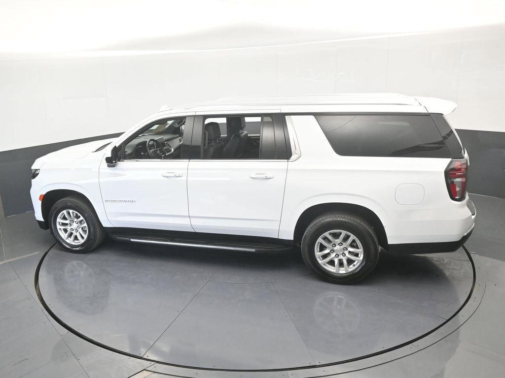 Used 2024 Chevrolet Suburban LT image 53