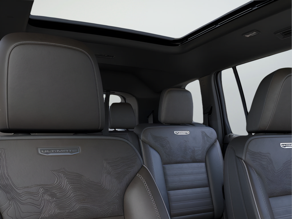 New 2026 GMC Acadia Denali Ultimate w/ LPO, Floor Liner Package AWD/4WD image 18