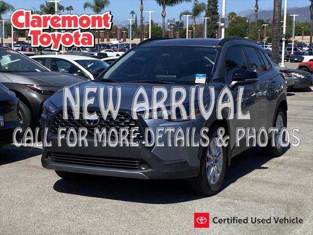 Certified 2025 Toyota Corolla Cross LE AWD/4WD image 1