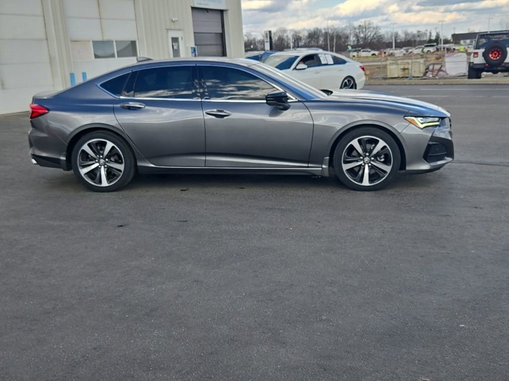 Used 2024 Acura TLX w/ Technology Package image 9