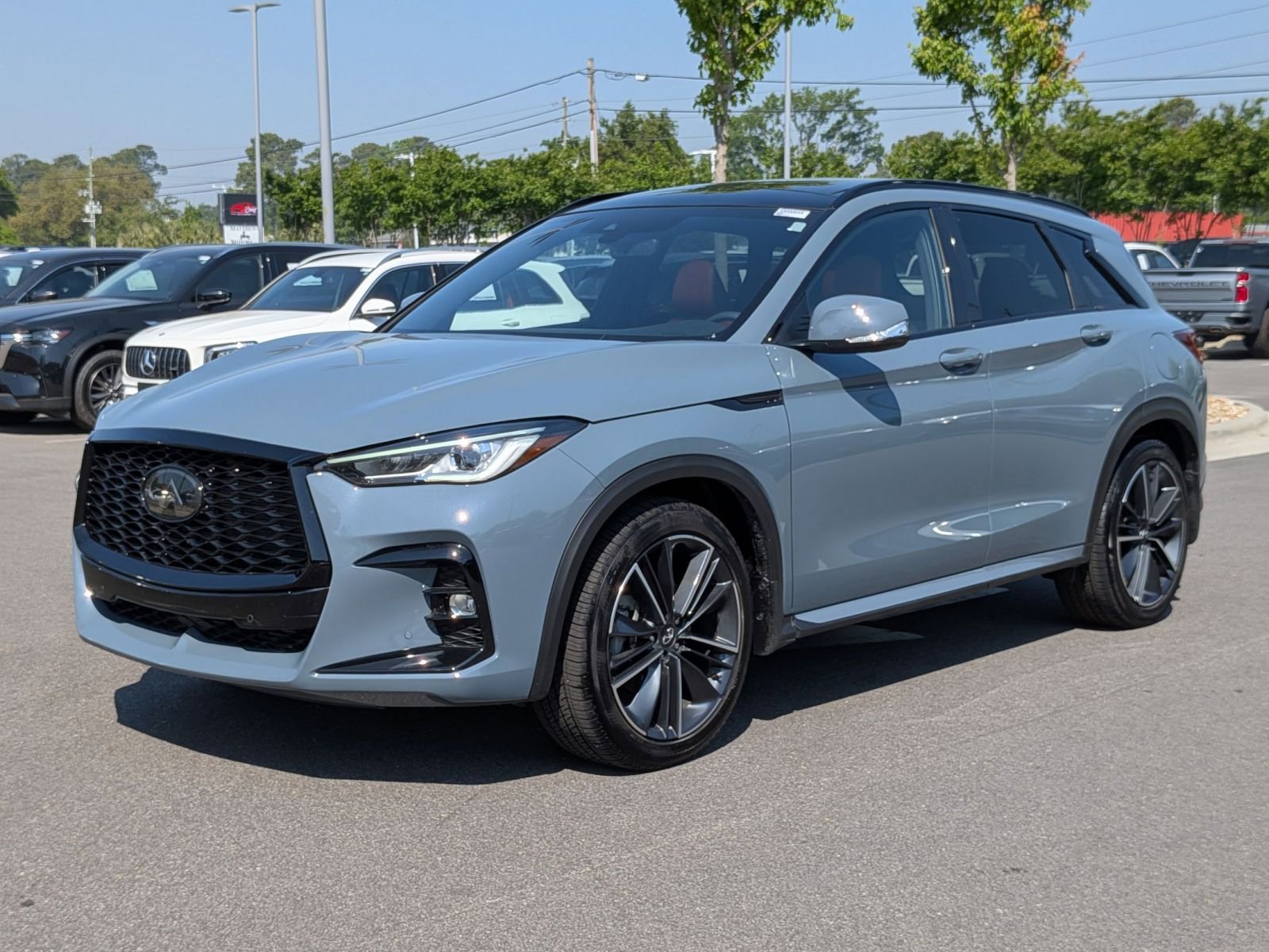 Used 2025 INFINITI QX50 Sport AWD/4WD image 7