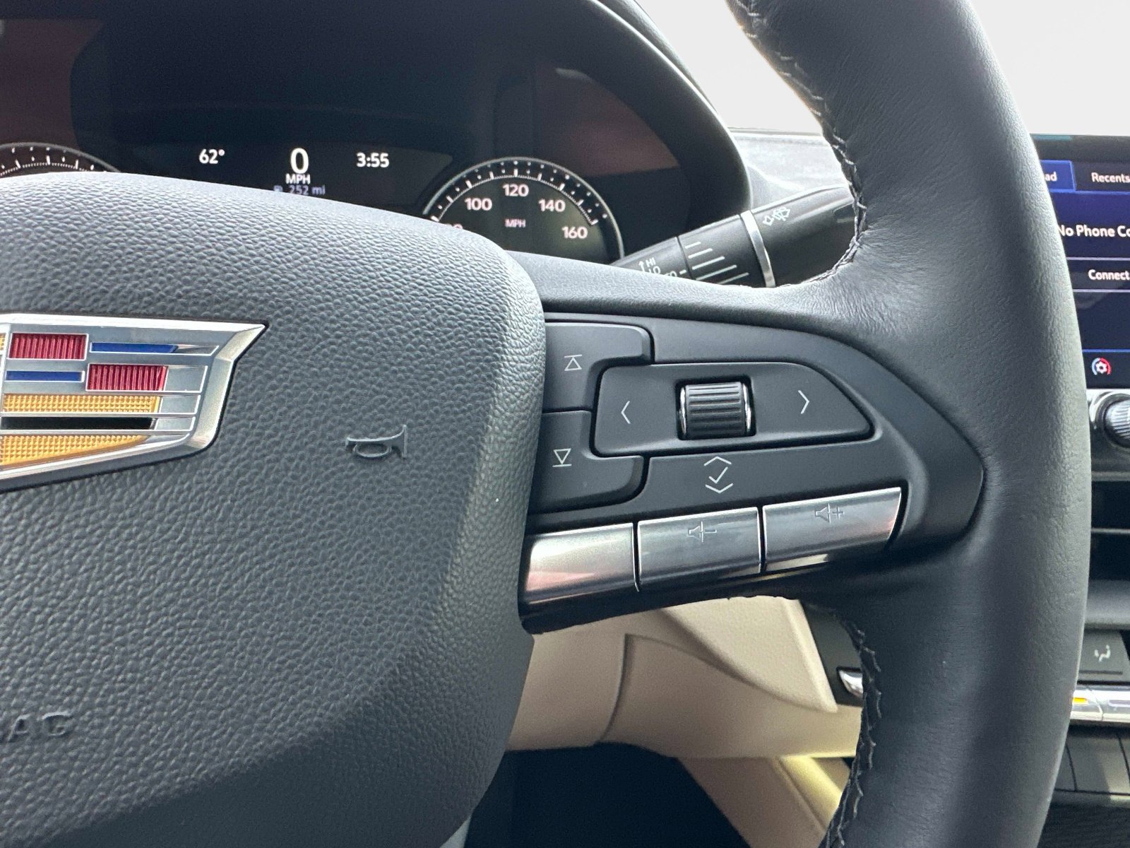 Used 2025 Cadillac CT4 Premium Luxury image 32