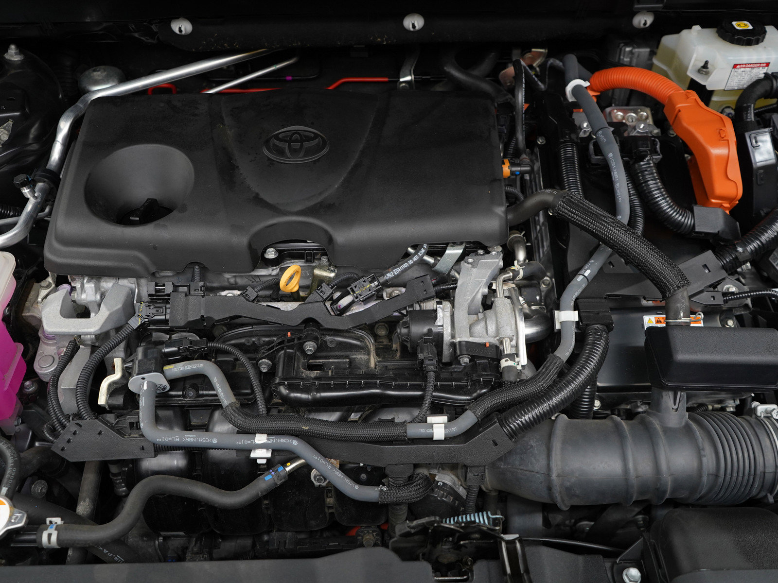 Used 2021 Toyota RAV4 LE AWD/4WD image 29