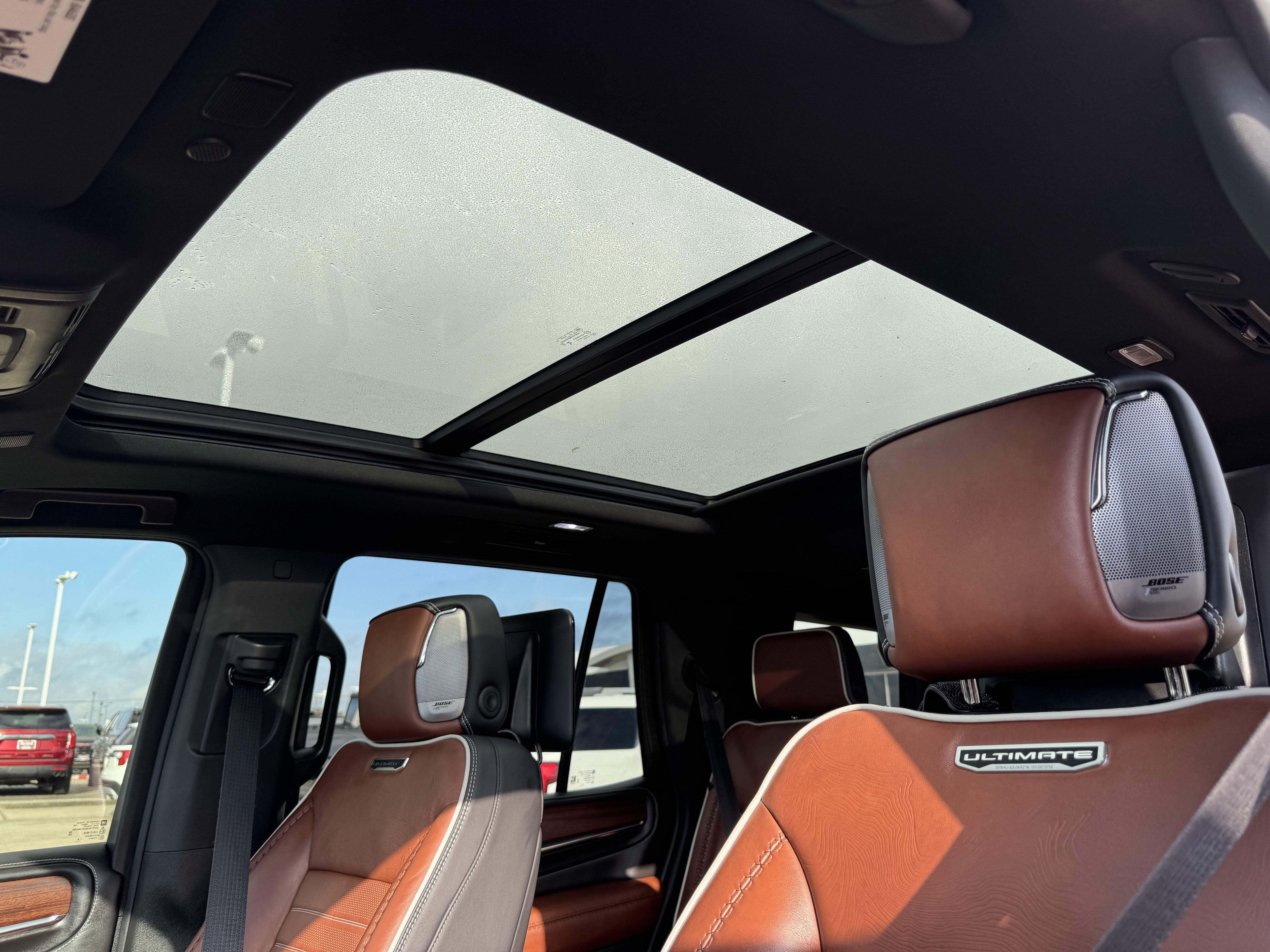 Used 2024 GMC Yukon Denali Ultimate image 27