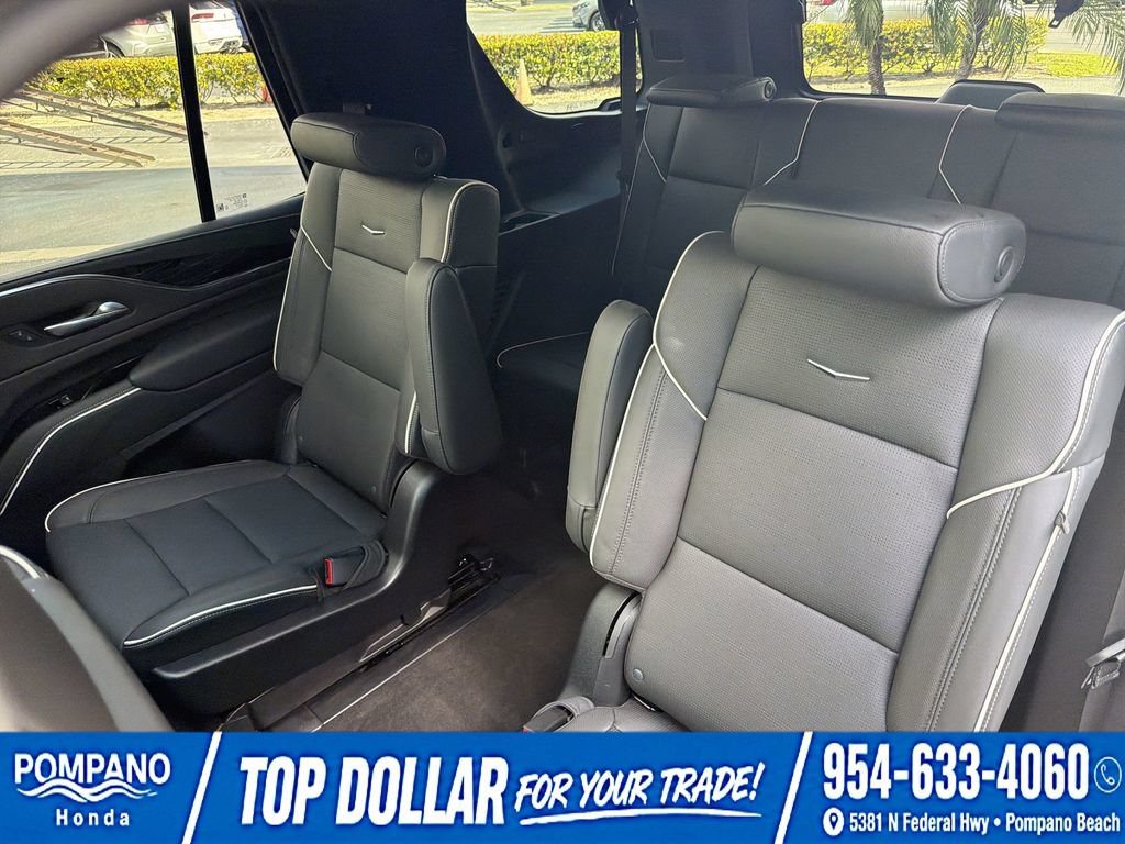 Used 2023 Cadillac Escalade Sport AWD/4WD image 26