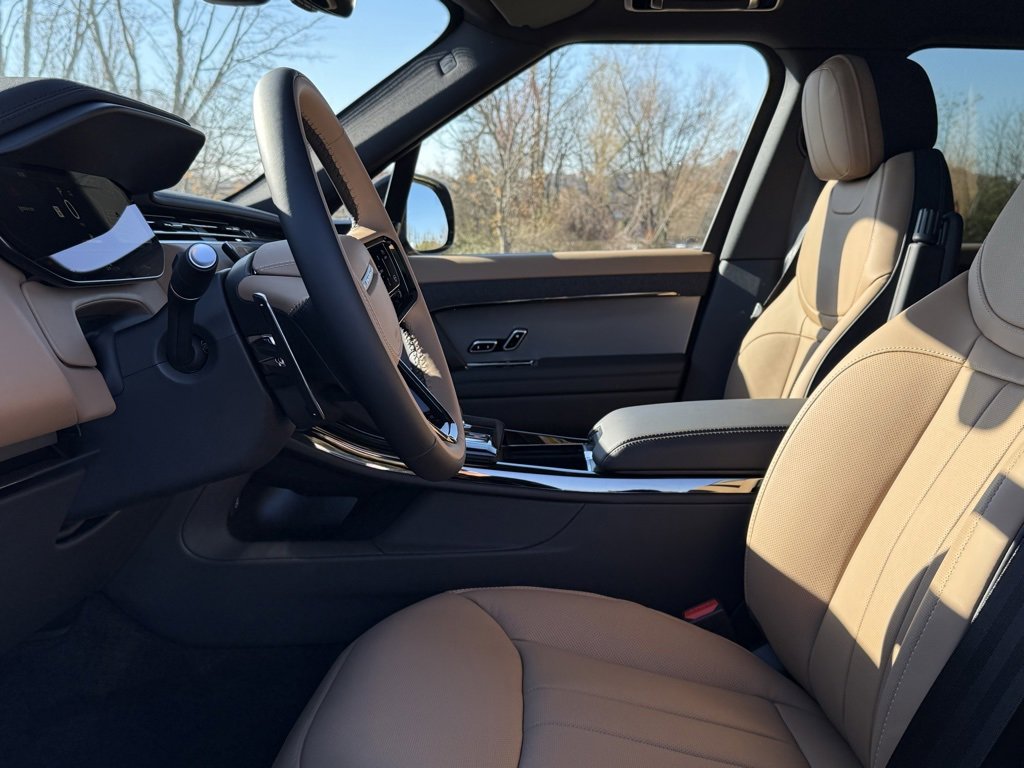 New 2025 Land Rover Range Rover Sport Dynamic SE image 10