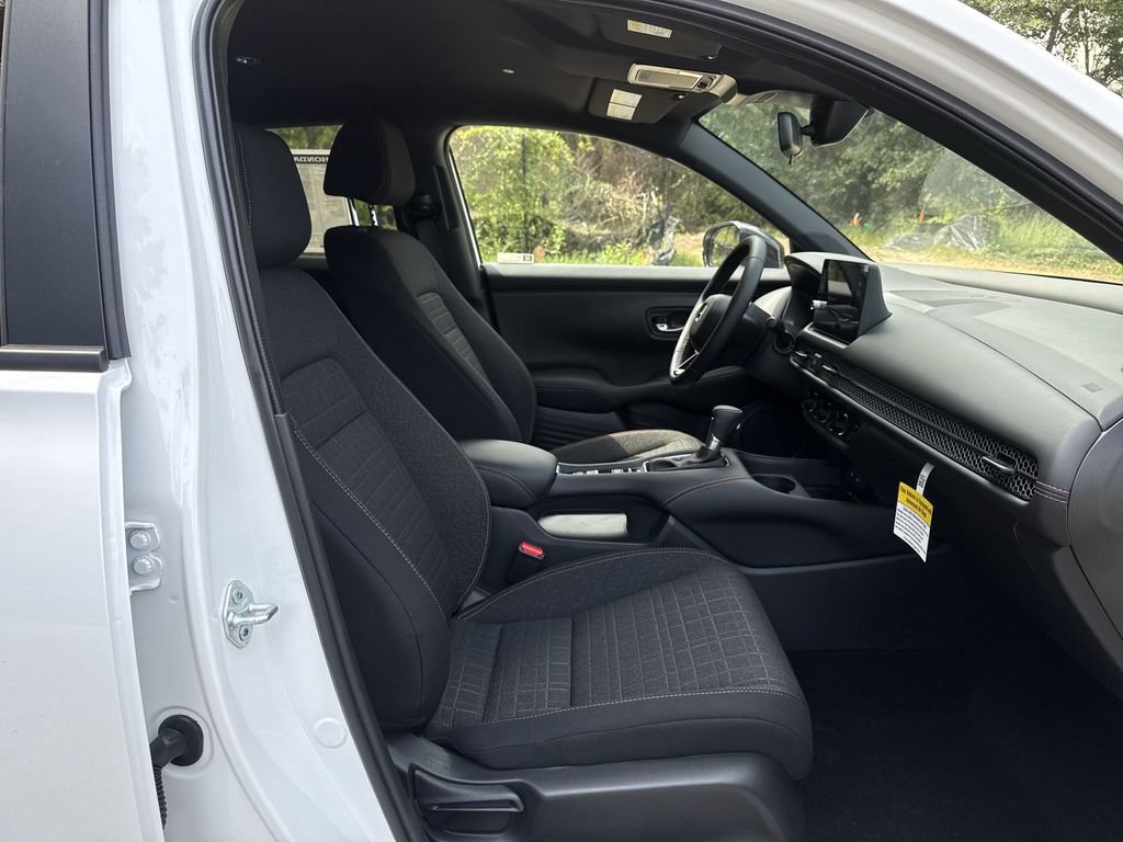 New 2027 Honda HR-V Sport image 25