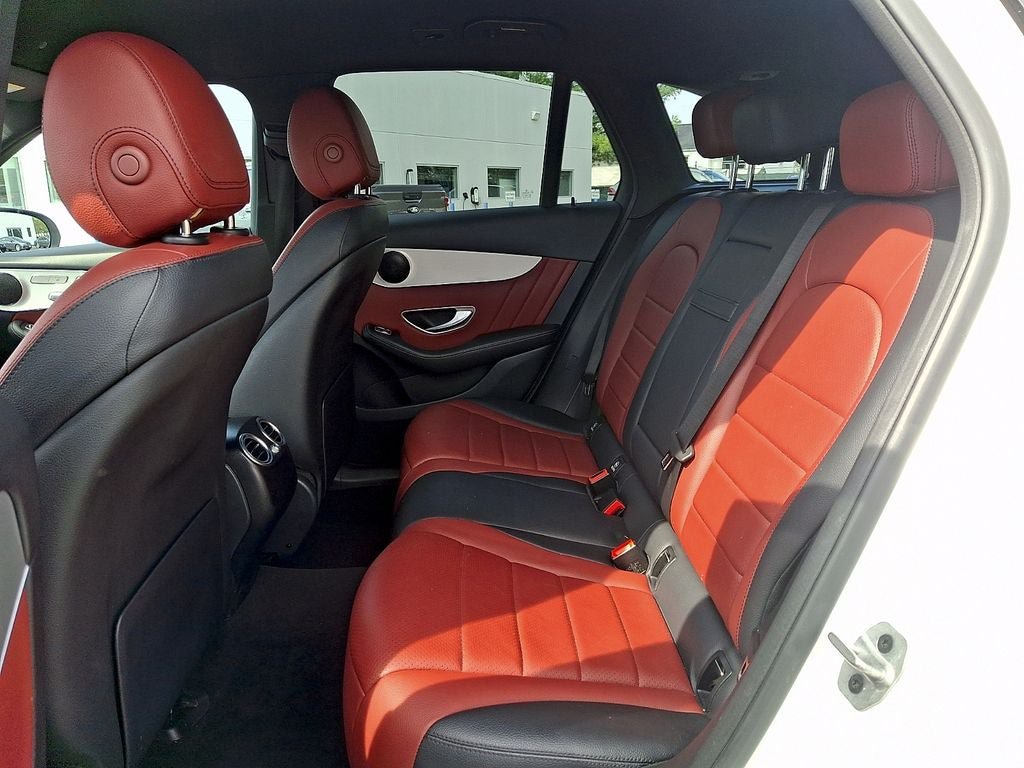 Used 2022 Mercedes-Benz GLC 300 4MATIC image 10