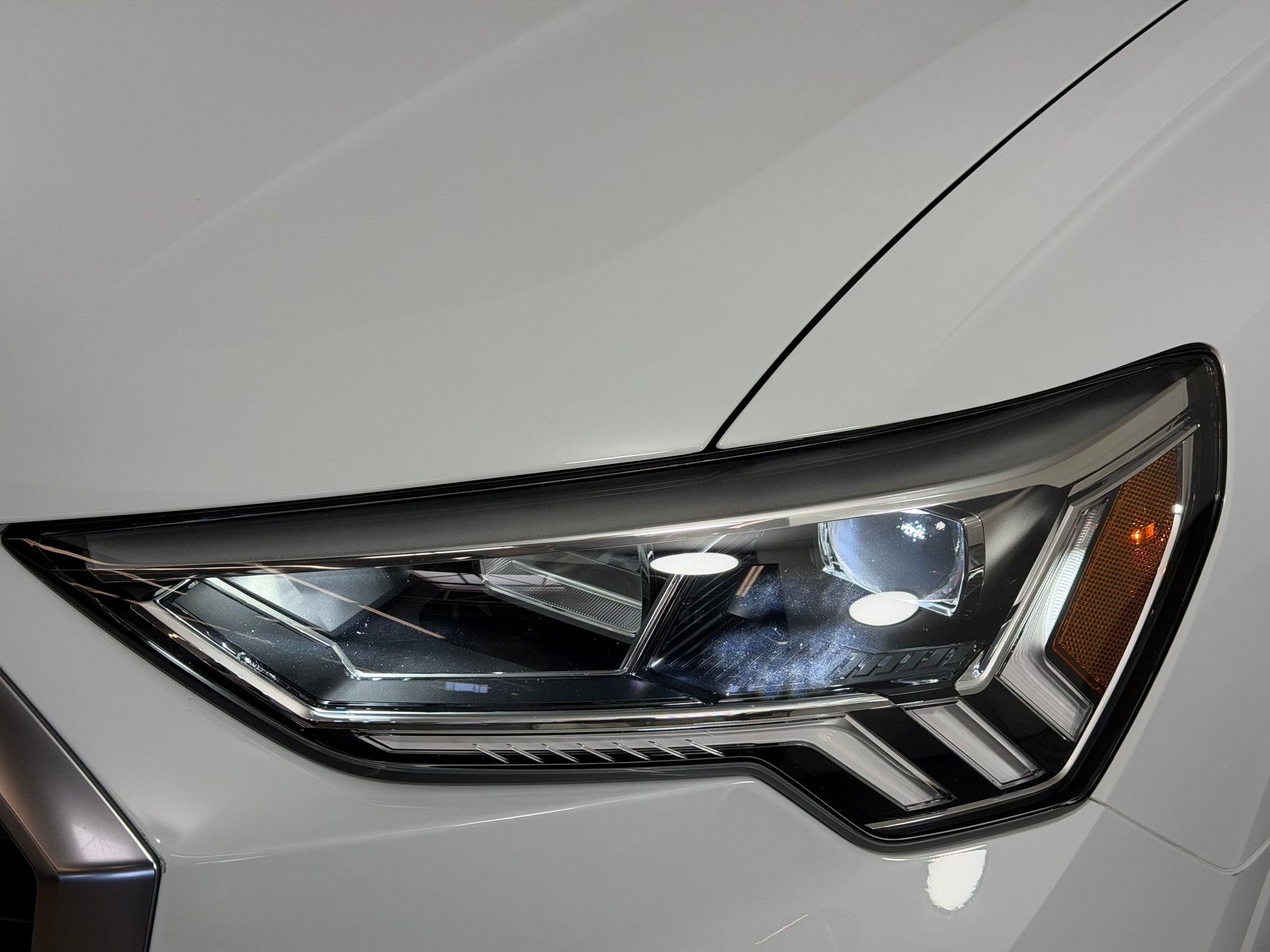 Certified 2023 Audi Q3 2.0T Premium Plus w/ Premium Plus Package AWD/4WD image 12