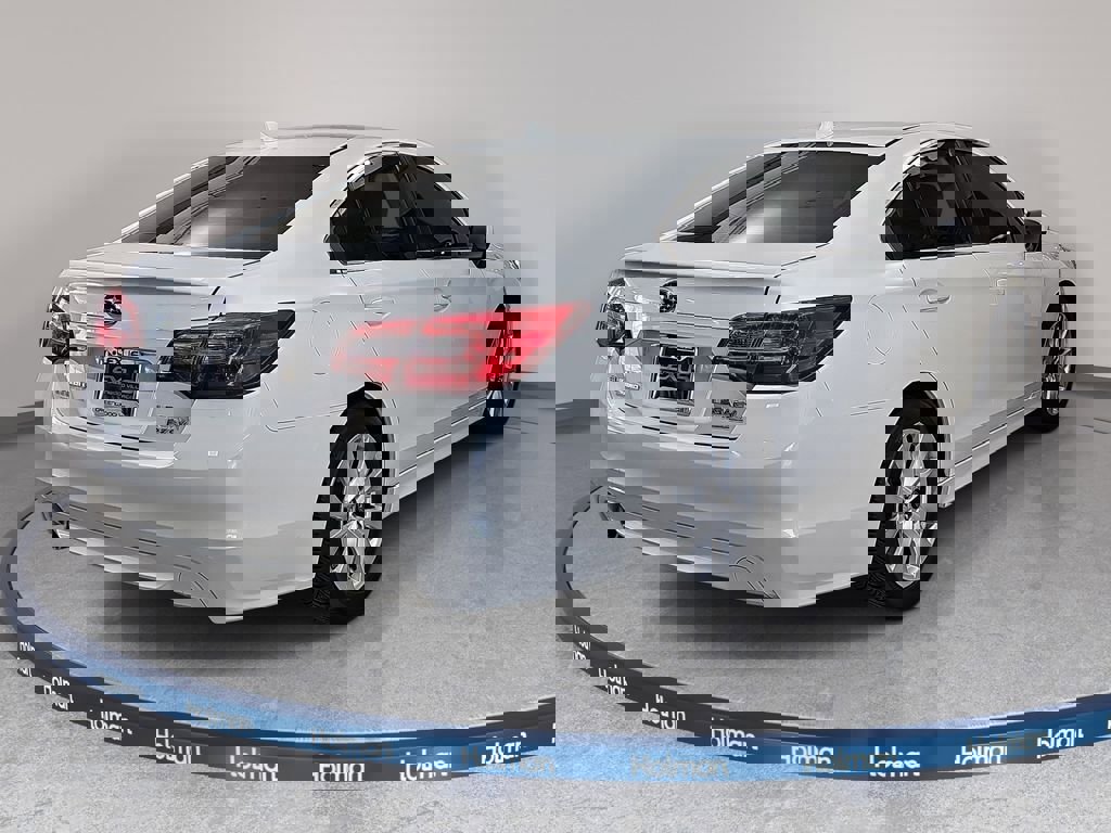 Used 2017 Subaru Legacy 2.5i Premium image 6