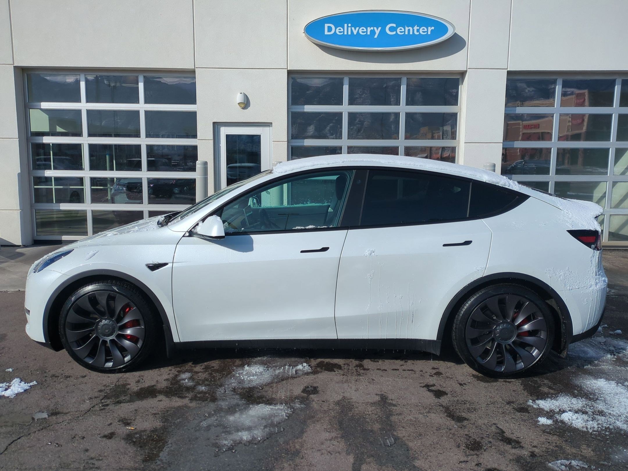 Used 2021 Tesla Model Y Performance image 10