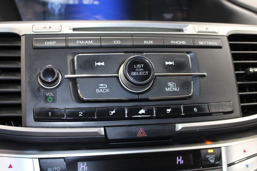 Used 2013 Honda Accord LX image 41