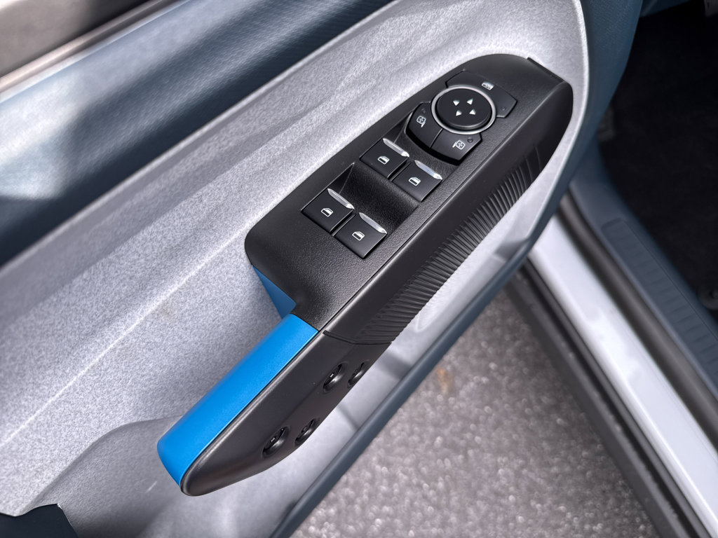 New 2025 Ford Maverick XLT image 23