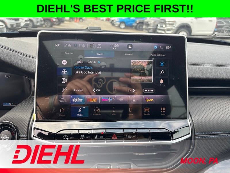 New 2026 Jeep Compass Limited w/ Sun, Sound & Navigation Group AWD/4WD image 35
