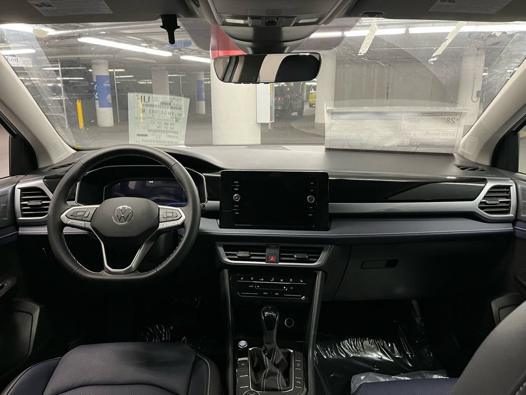 New 2026 Volkswagen Taos SEL AWD/4WD image 7