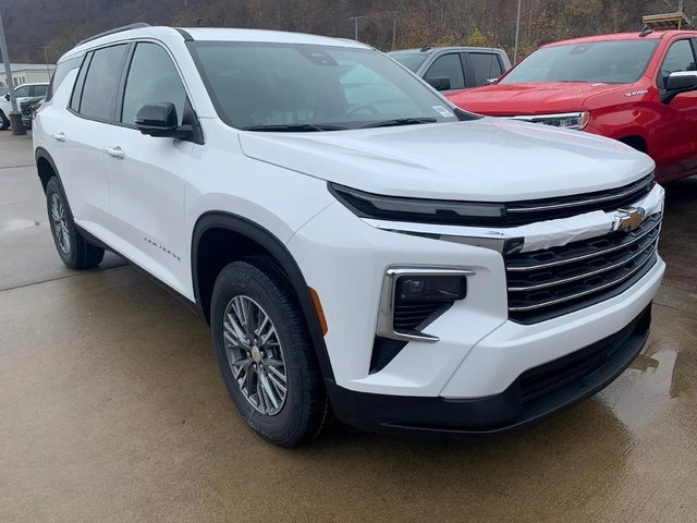 New 2026 Chevrolet Traverse LT w/ Driver Confidence Package image 18