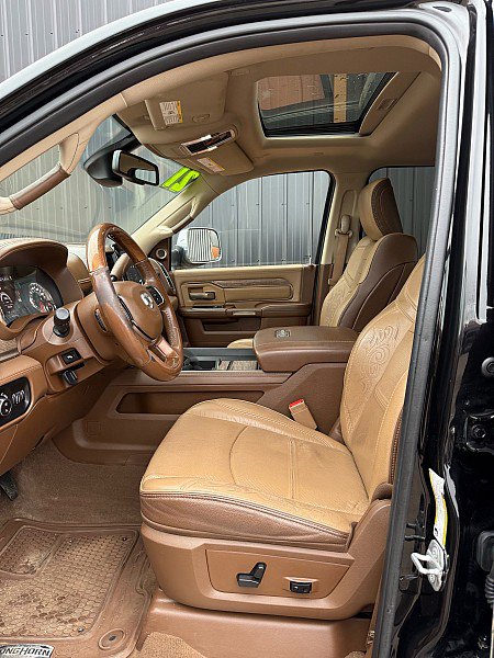 Used 2021 RAM 3500 Limited image 7